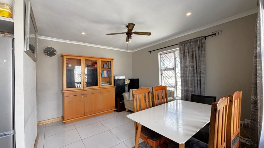2 Bedroom Property for Sale in Colorado Park Western Cape